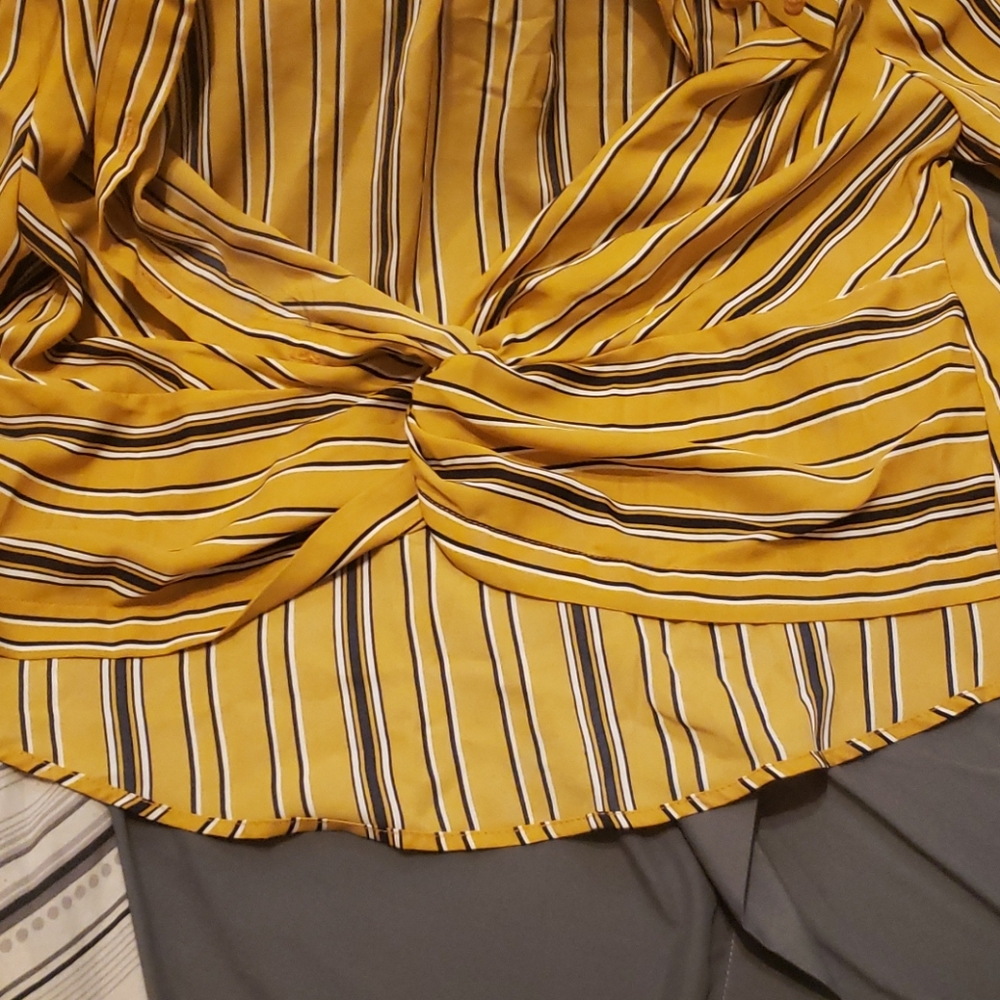 Shirt - Picture 2 of 3